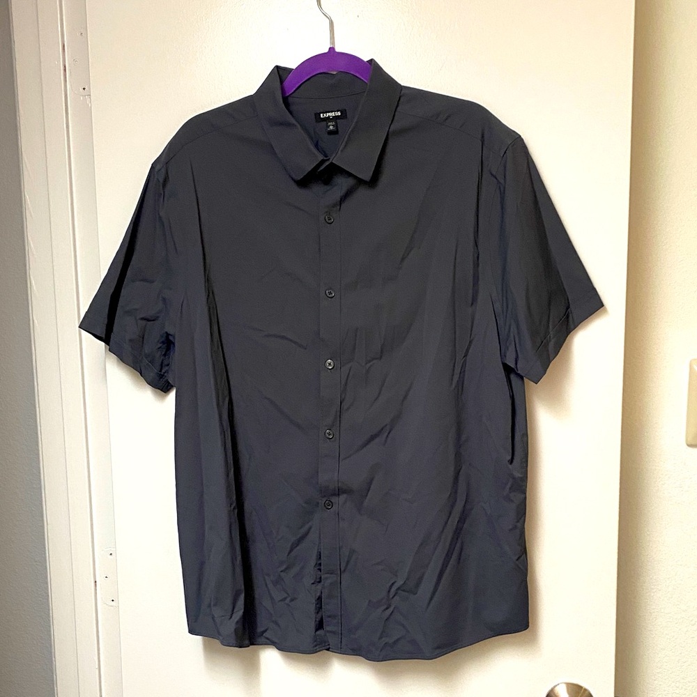 Express Men’s Gray button down short sleeve size XL